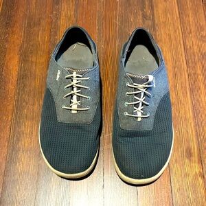 Olukai Mens 11 Slip ons
